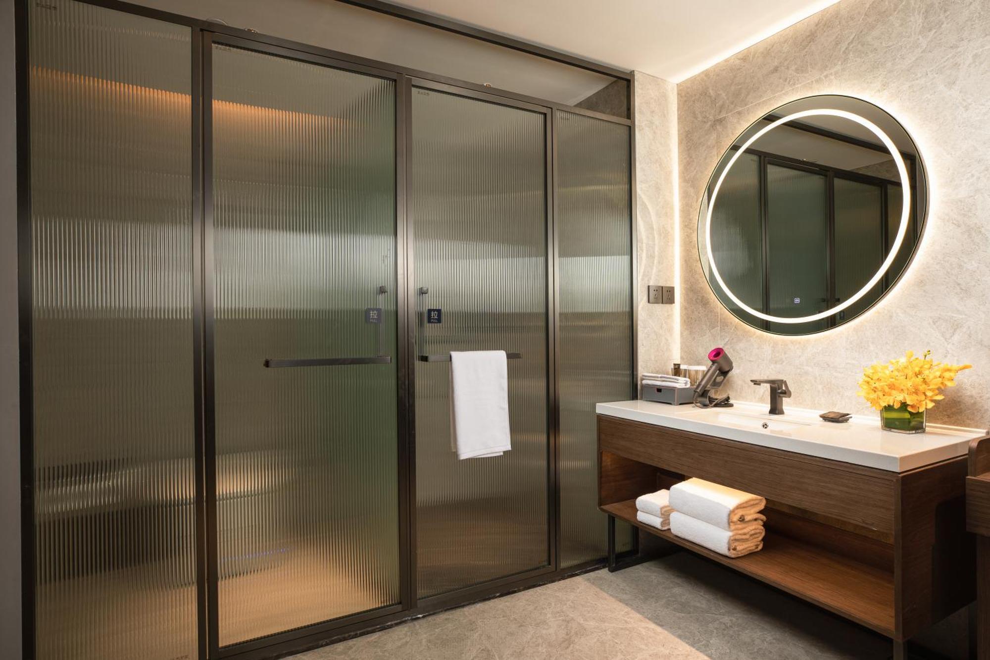 Urcove By Hyatt Shenzhen Futian Port Hotel Exterior photo